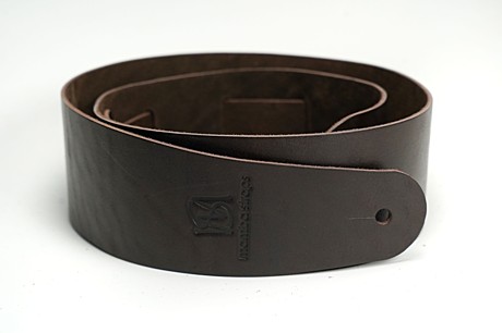 MAMBA MB6061-113 Ремень для гитары, кожаный, горький шоколад