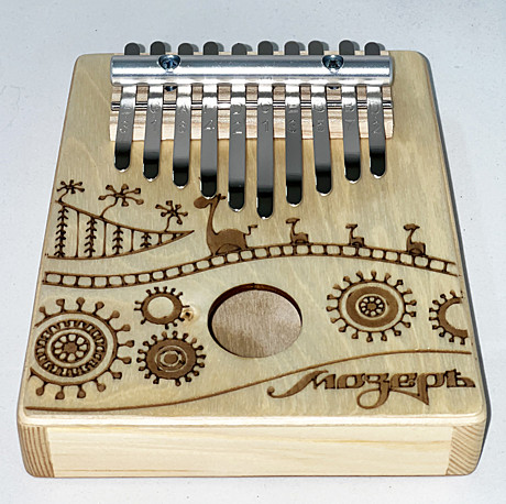 МОЗЕРЪ KMKr-2-NAT Escudo калимба, резонаторная, 10 язычков